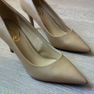 Cole Haan Women's Tan Heels